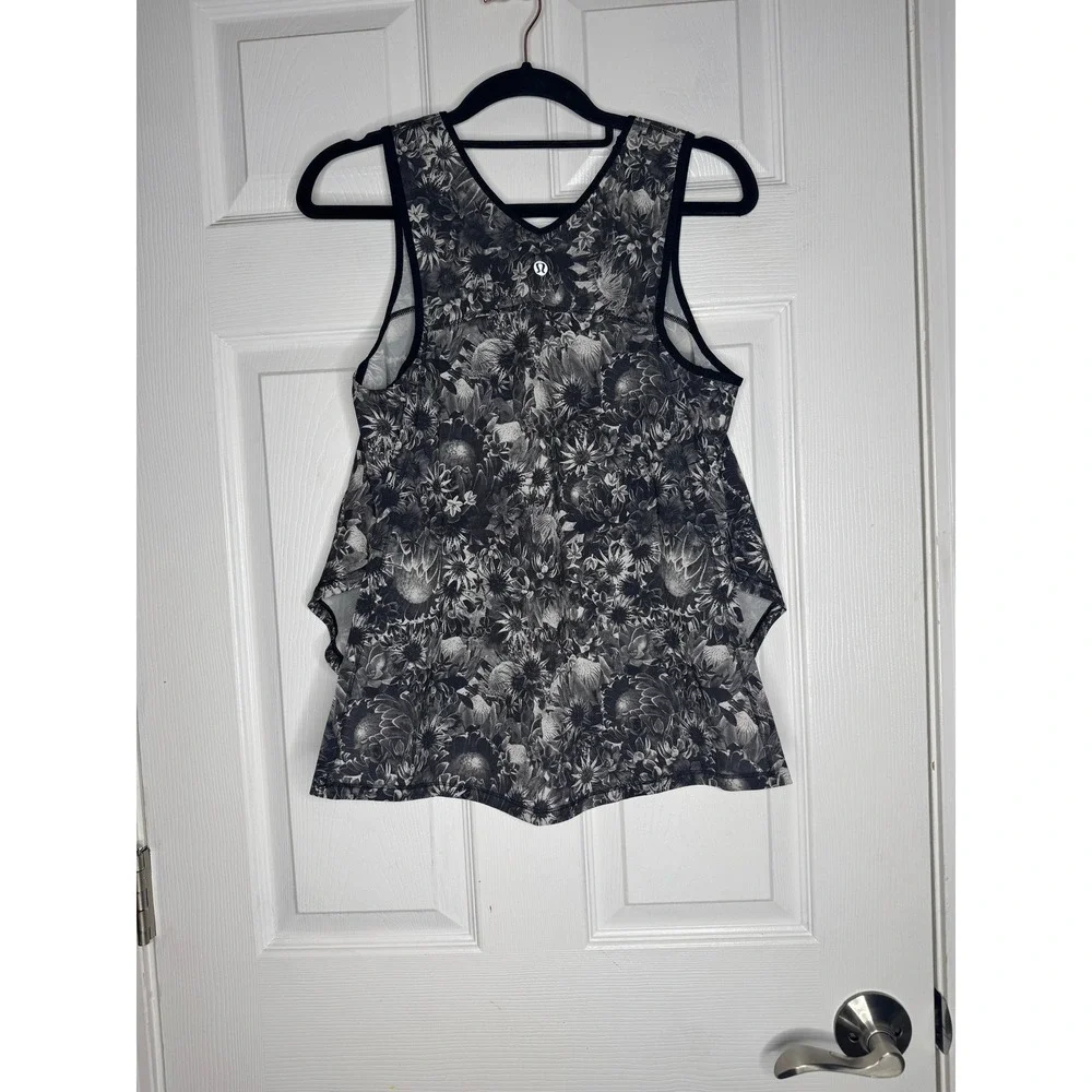 Lululemon Run Split Singlet Tank Flowabunga Black/White‎ Athleisure